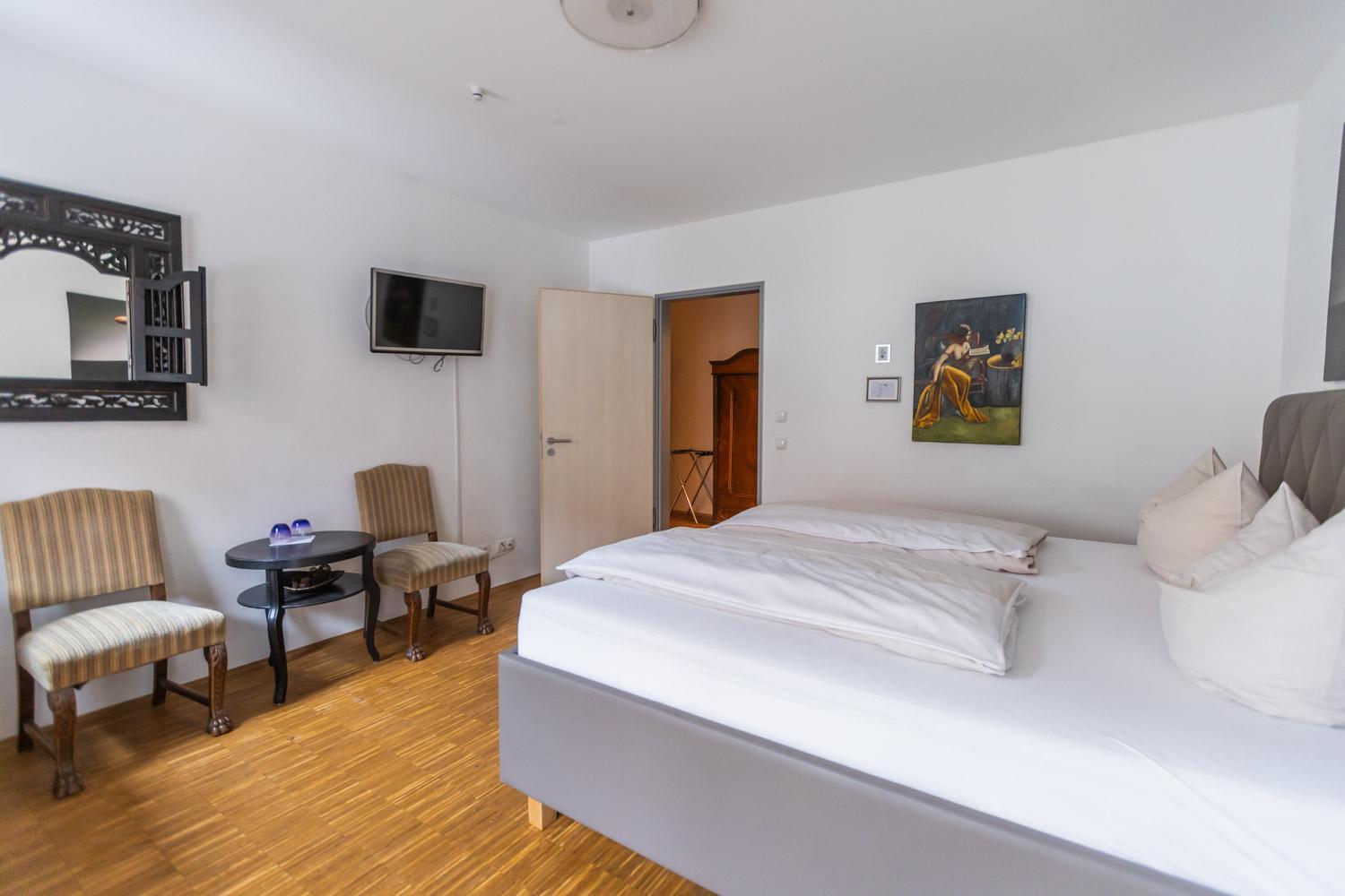 Hotel Freischuetz Landshut Bagian luar foto